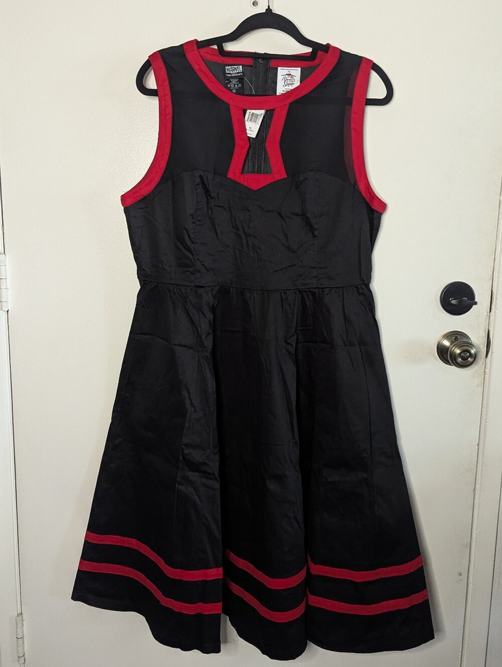 Her Universe Disney Dress Shop Marvel Black Widow Retro Dress With Pockets XL